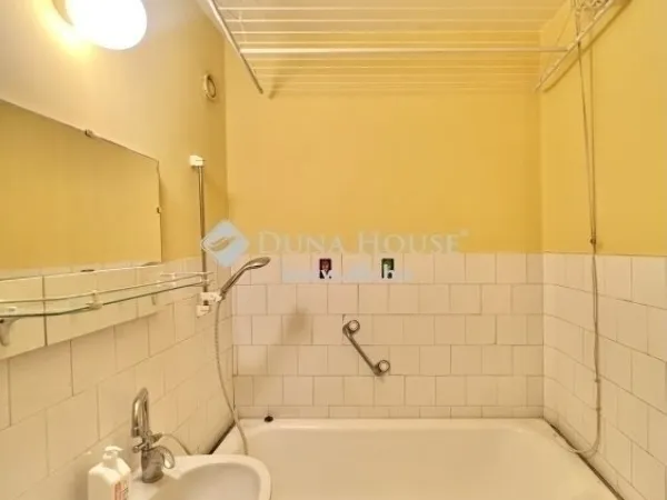 Eladó lakás Budapest XVIII. kerület, Havanna lakótelep 72 nm