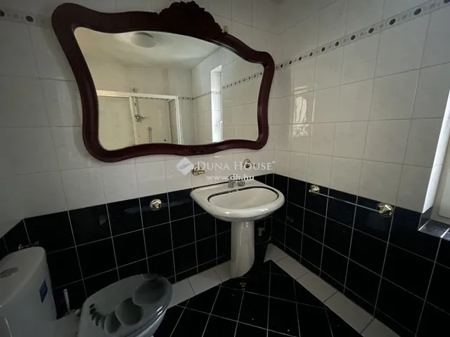 Eladó ház Budakeszi 490 nm