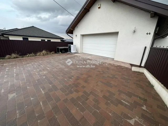 Eladó ház Dabas 159 nm