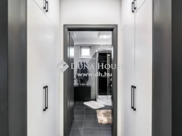 Eladó ház Dabas 159 nm