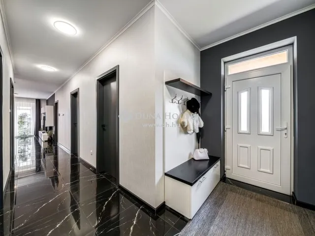 Eladó ház Dabas 159 nm