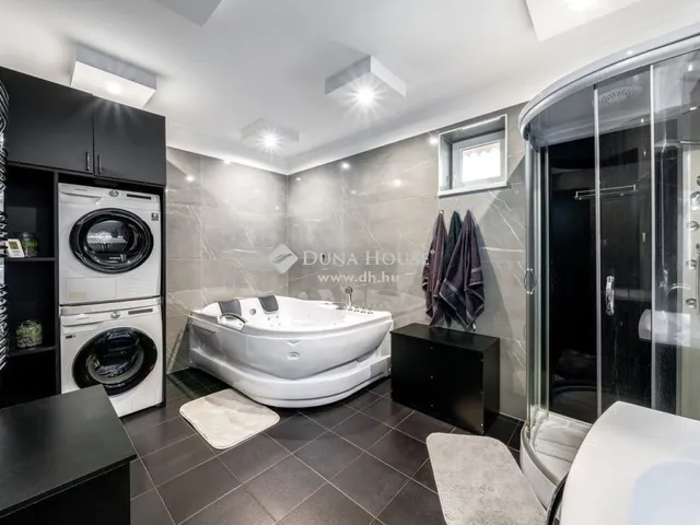 Eladó ház Dabas 159 nm