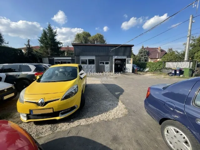 Eladó kereskedelmi és ipari ingatlan Budapest XVI. kerület 220 nm