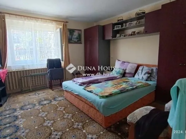 Eladó ház Érd 200 nm