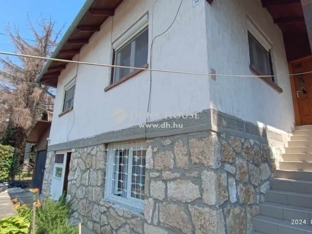 Eladó ház Érd 200 nm