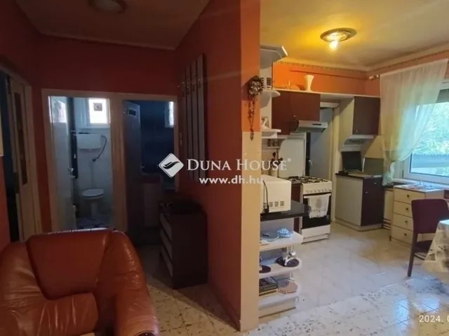 Eladó ház Érd 200 nm