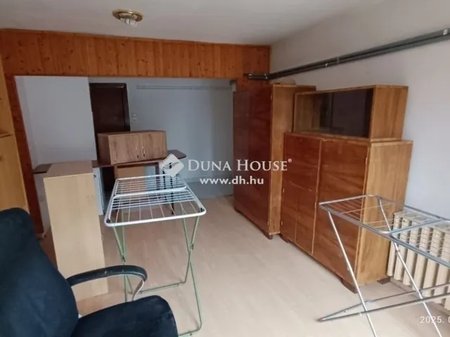 Eladó ház Érd 200 nm