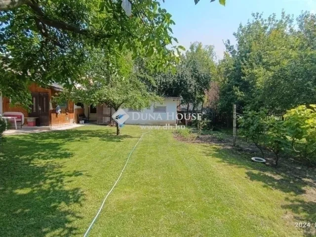 Eladó ház Érd 200 nm