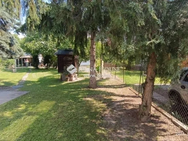 Eladó ház Érd 200 nm