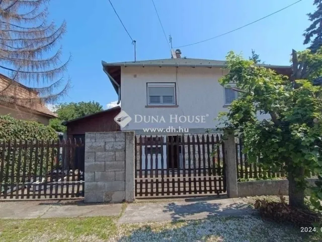 Eladó ház Érd 200 nm