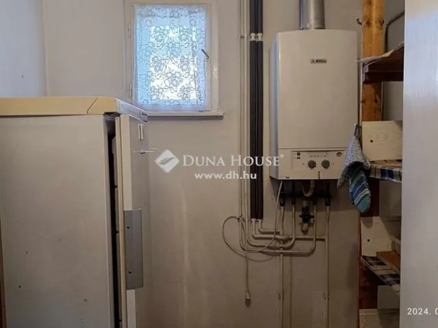 Eladó ház Érd 200 nm