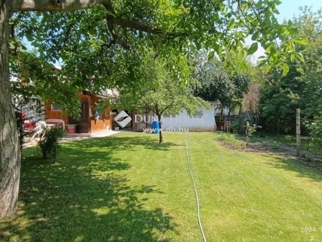 Eladó ház Érd 200 nm