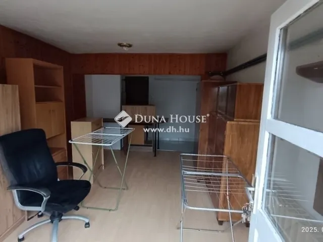 Eladó ház Érd 200 nm