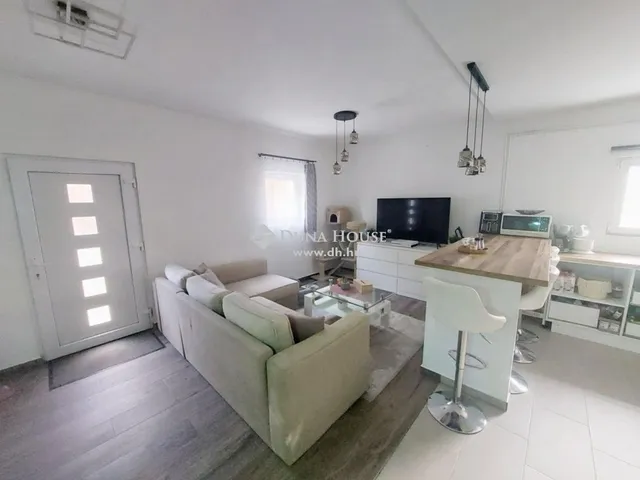 Eladó lakás Fót 107 nm