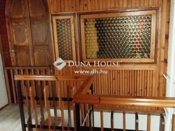 Eladó ház Vecsés 160 nm