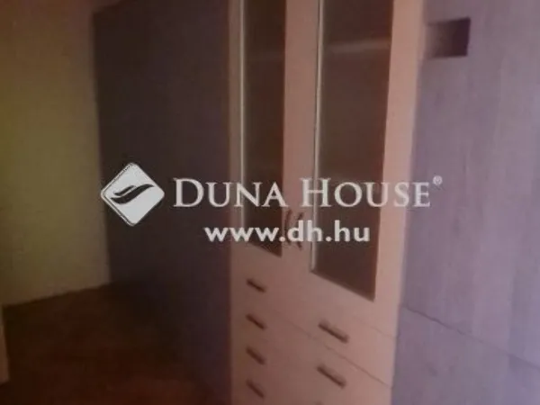 Eladó ház Vecsés 160 nm