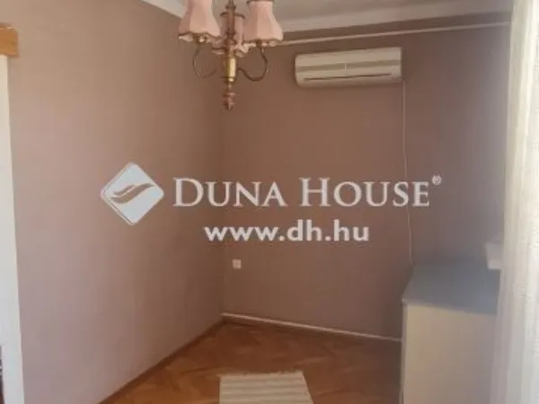 Eladó ház Vecsés 160 nm