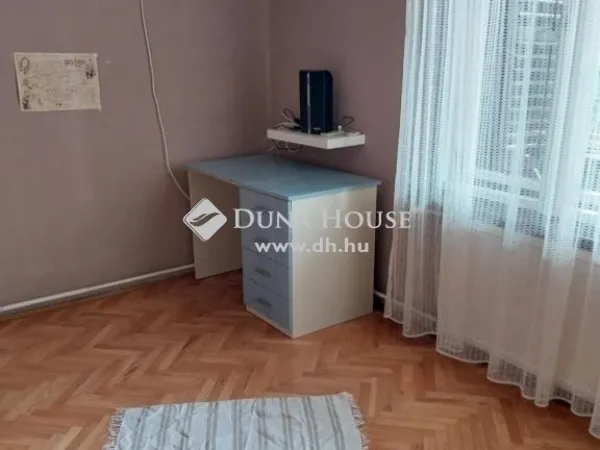 Eladó ház Vecsés 160 nm