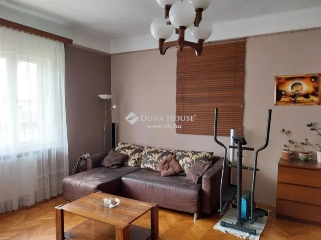 Eladó ház Vecsés 160 nm