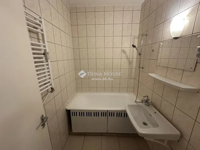 Eladó lakás Budapest X. kerület, Óhegy 29 nm