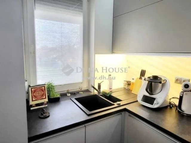 Eladó lakás Budapest XV. kerület, Rákospalota 100 nm