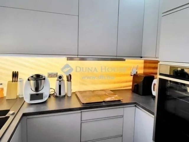 Eladó lakás Budapest XV. kerület, Rákospalota 100 nm