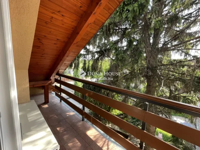 Eladó kereskedelmi és ipari ingatlan Budapest XVII. kerület, Rákoscsaba 350 nm