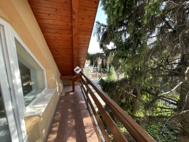 Eladó kereskedelmi és ipari ingatlan Budapest XVII. kerület, Rákoscsaba 350 nm