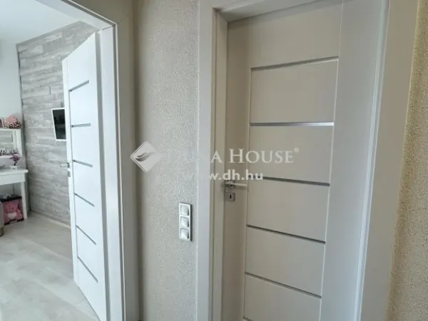 Eladó ház Budapest XVII. kerület, Helikopter lakópark 118 nm