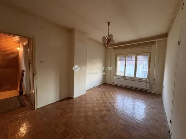 Eladó ház Budapest XVII. kerület, Rákoscsaba-Újtelep 148 nm
