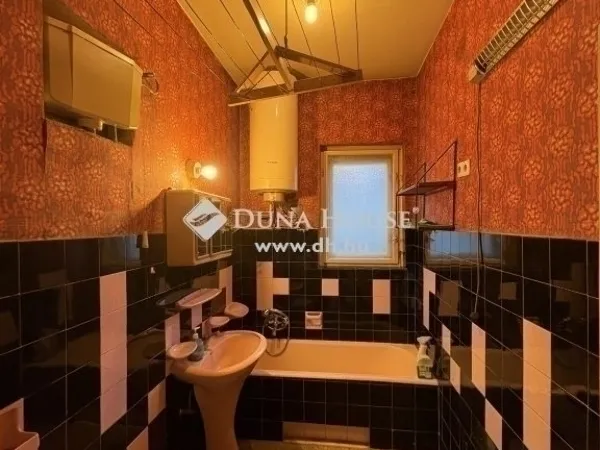 Eladó ház Budapest XVII. kerület, Rákoscsaba-Újtelep 148 nm