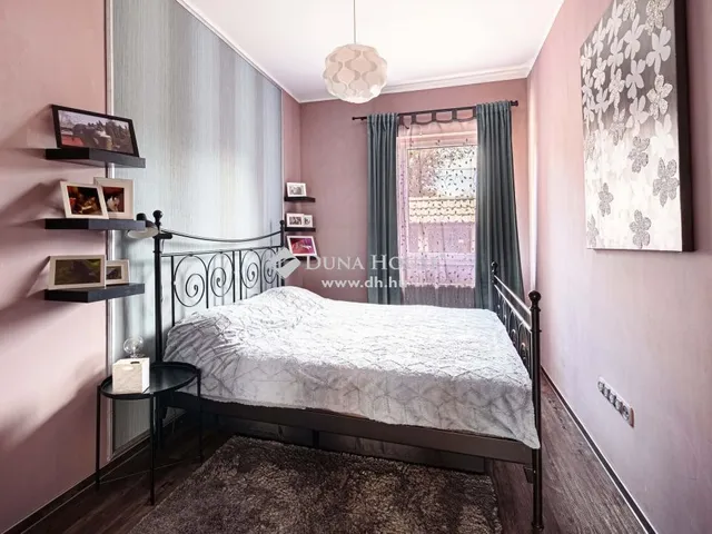 Eladó ház Herceghalom 225 nm