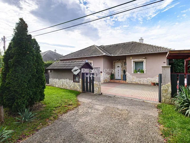 Eladó ház Herceghalom 225 nm