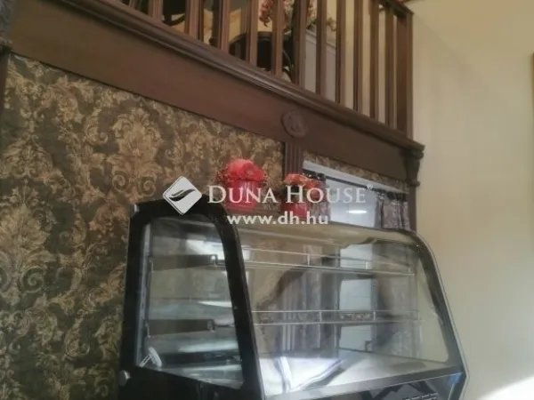 Eladó kereskedelmi és ipari ingatlan Budapest XIII. kerület, Lőportárdűlő 77 nm