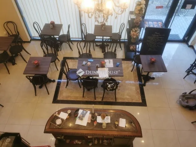 Eladó kereskedelmi és ipari ingatlan Budapest XIII. kerület, Lőportárdűlő 77 nm