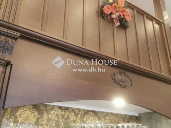 Eladó kereskedelmi és ipari ingatlan Budapest XIII. kerület, Lőportárdűlő 77 nm