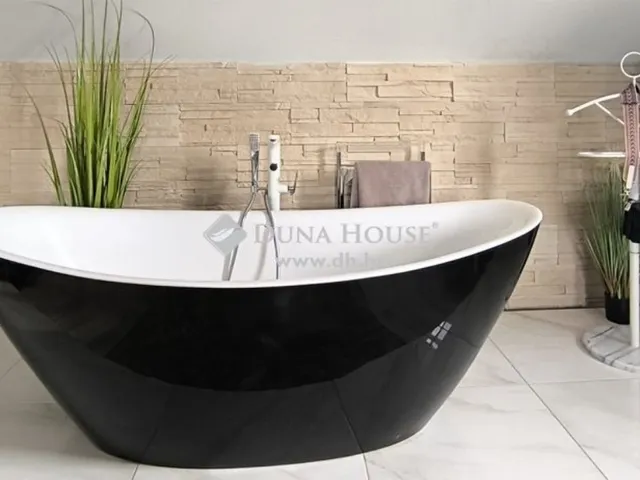 Eladó ház Szentendre, Belváros 208 nm