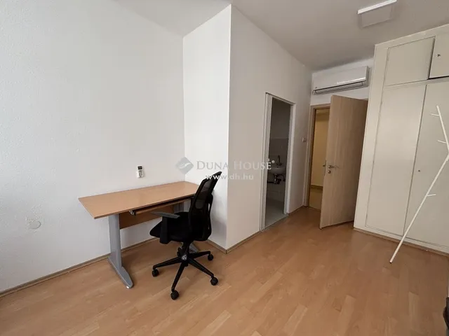 Eladó kereskedelmi és ipari ingatlan Budapest XIII. kerület 353 nm
