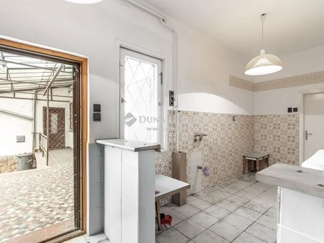 Eladó ház Budapest XX. kerület, Pesterzsébet 193 nm