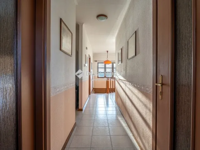 Eladó ház Dunakeszi 171 nm