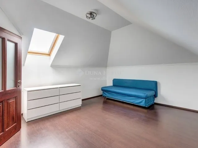 Eladó ház Dabas 293 nm