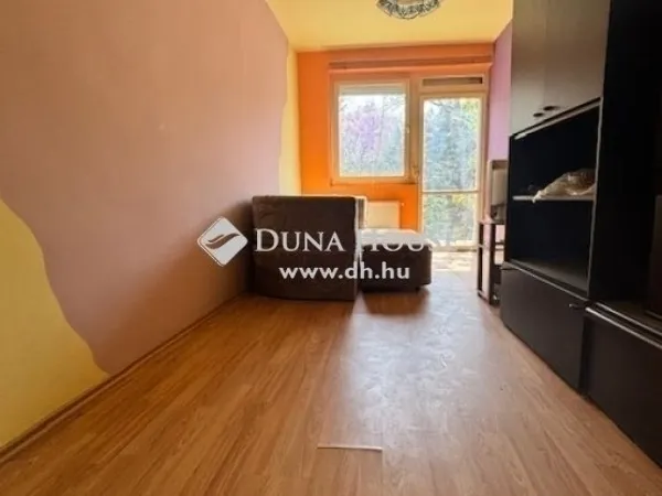 Eladó ház Budapest XVI. kerület 180 nm