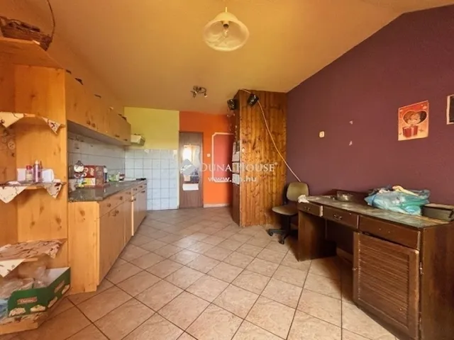 Eladó ház Budapest XVI. kerület 180 nm