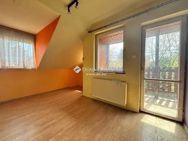 Eladó ház Budapest XVI. kerület 180 nm