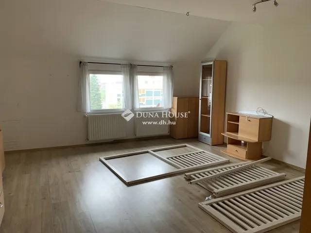 Eladó lakás Budapest XIV. kerület 70 nm
