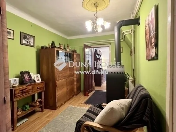 Eladó ház Budapest XVI. kerület, Sashalom 131 nm