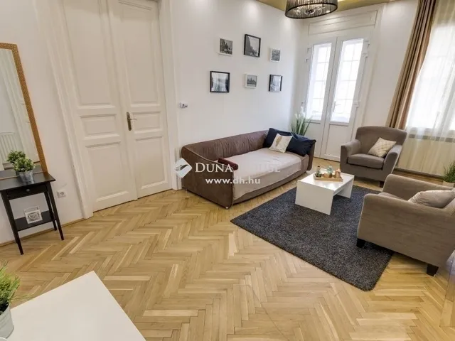 Eladó lakás Budapest V. kerület, Belváros 100 nm