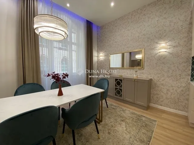 Eladó lakás Budapest V. kerület, Belváros 145 nm