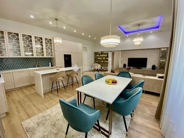 Eladó lakás Budapest V. kerület, Belváros 145 nm