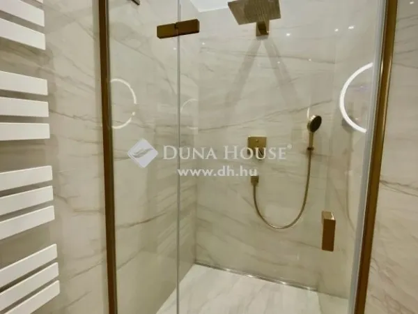 Eladó lakás Budapest V. kerület, Belváros 145 nm